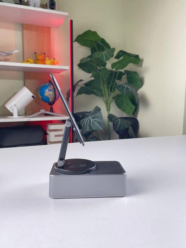 KISONLI M-1 Portable Bluetooth Speaker With Mobile Stand