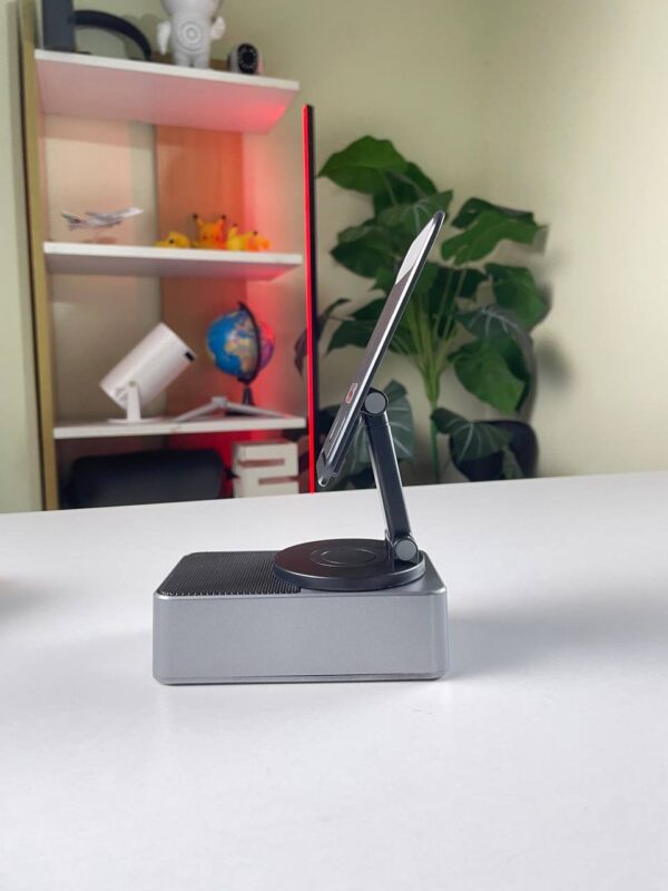 KISONLI M-1 Portable Bluetooth Speaker With Mobile Stand - Image 4